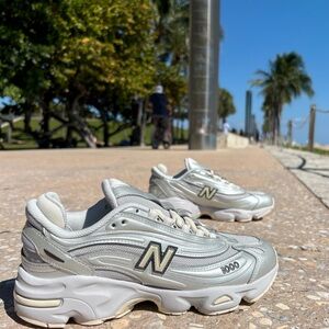New Balance 1000 💅✨ NB Light Silver White M1000FLV U028858 Size 7 9.5 NEW